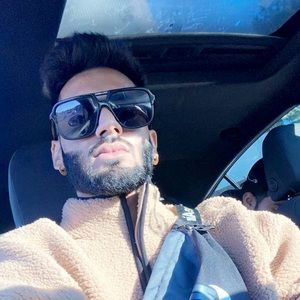 Meet your Posher, Ravinder